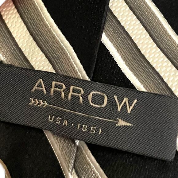 3x15 Men's Black, White, and Grey Striped Tie - Picture 3 of 6